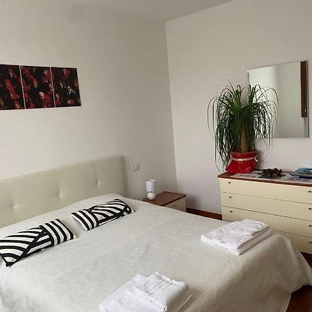 Bella Ciao Airport Apartment Seriate Buitenkant foto