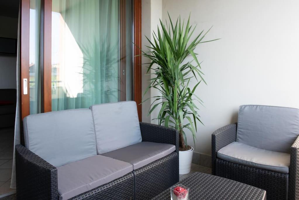 Bella Ciao Airport Apartment Seriate Buitenkant foto