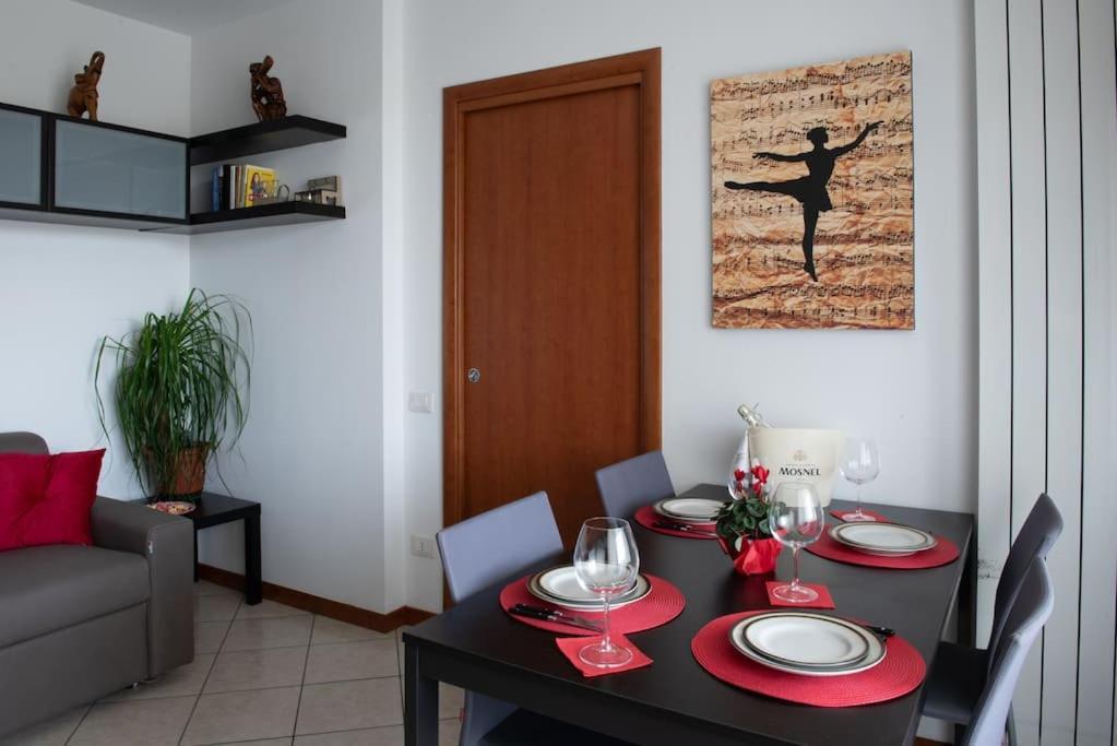 Bella Ciao Airport Apartment Seriate Buitenkant foto