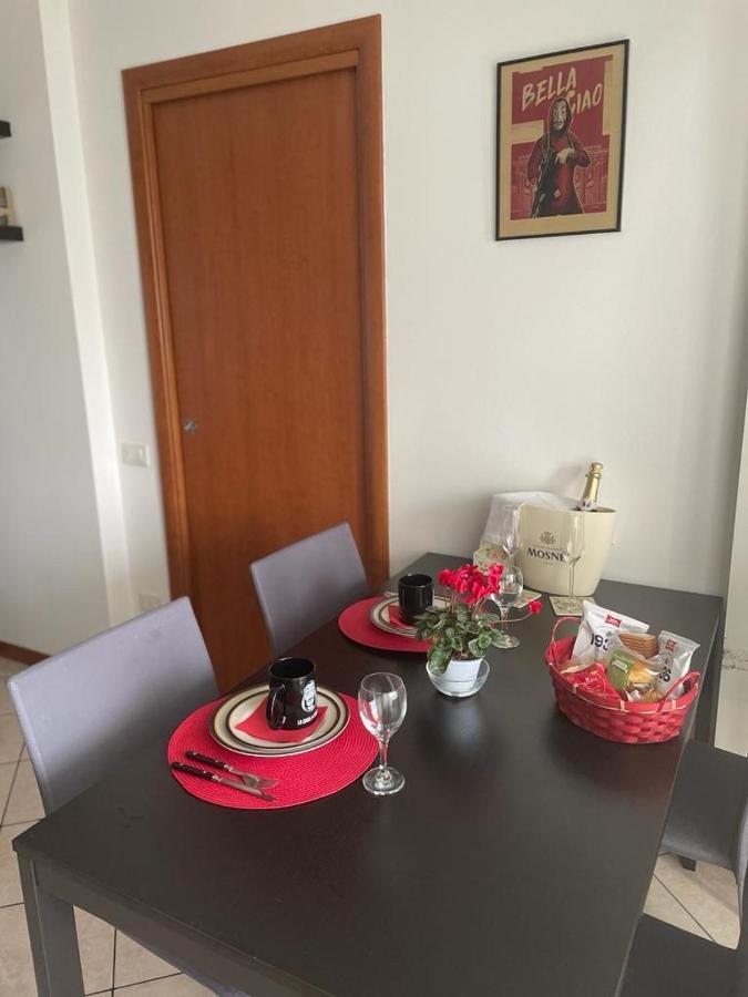 Bella Ciao Airport Apartment Seriate Buitenkant foto